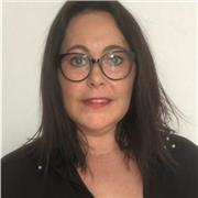 Professeur de droit, d'éco droit, sciences sociales